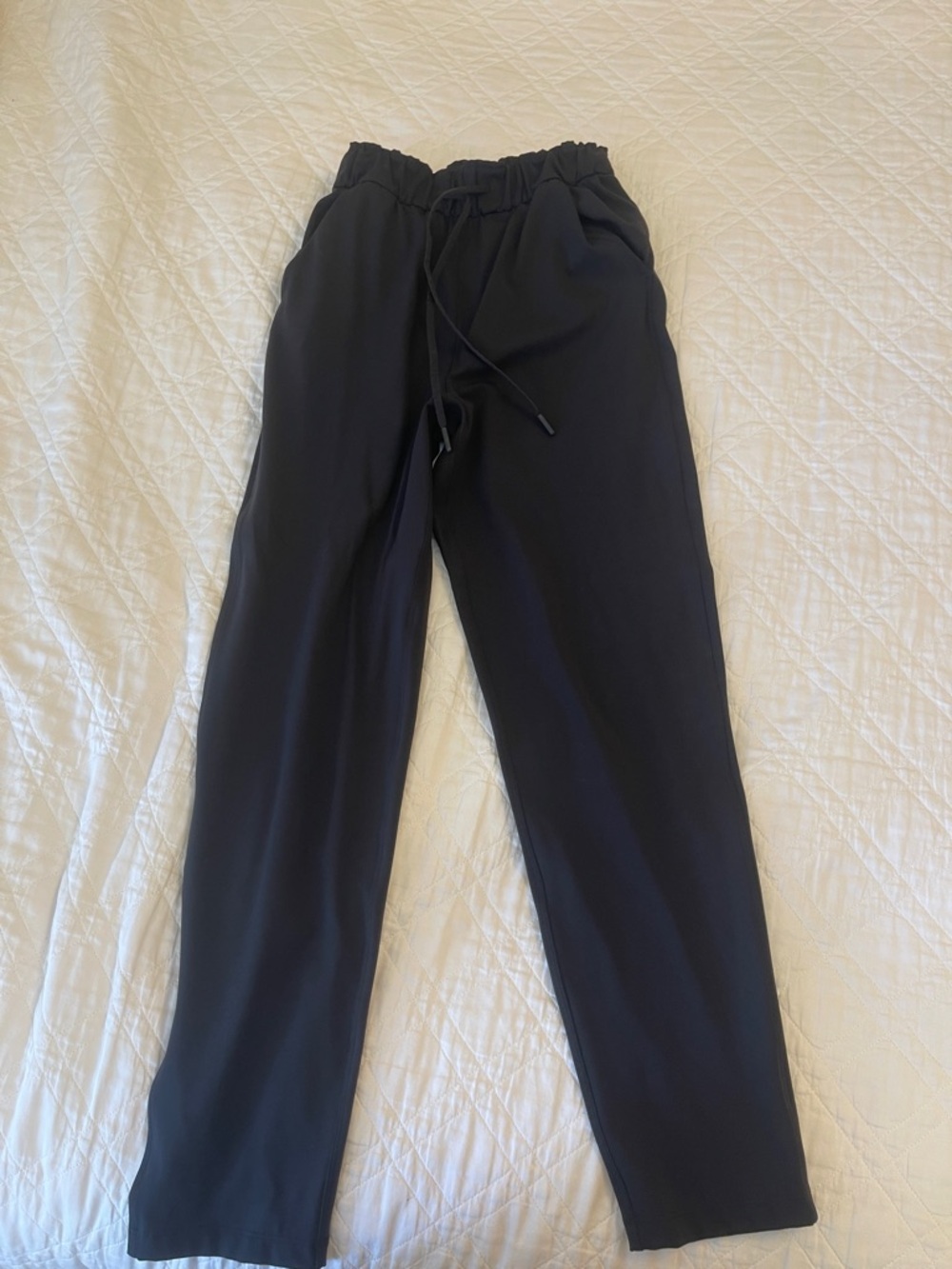 lululemon athletica Black Elastic-Waist Jogger Pants